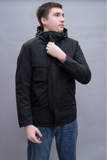 Мужская куртка с капюшоном черного цвета 8830