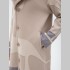 Весеннее пальто из экомеха с английским воротником бежевого цвета с принтом ES-7506