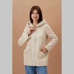 Куртка от Elena store двухсторонняя из экодубленки с капюшоном молочного цвета 7592